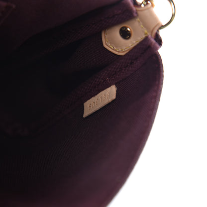 Louis Vuitton Monogram Favorite MM 8 of 10