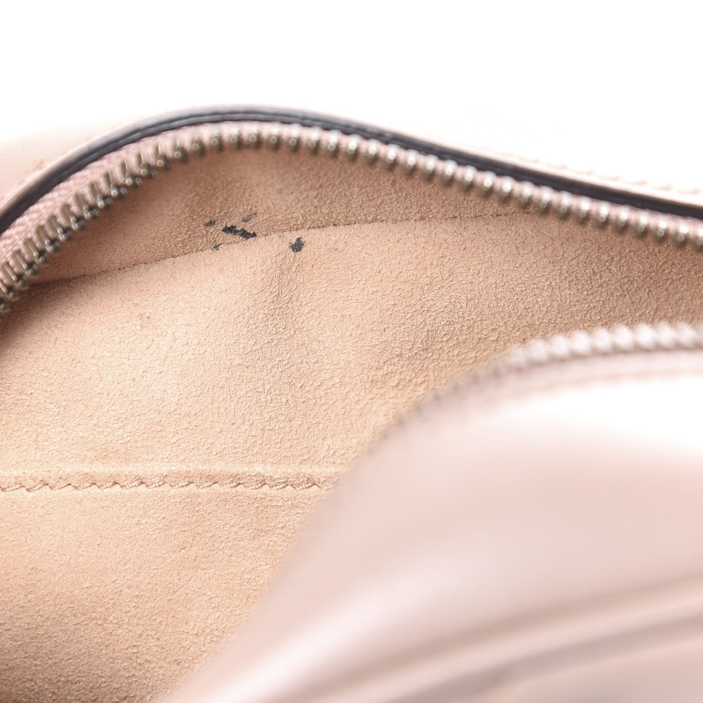 Calfskin Matelasse Small GG Marmont Chain Shoulder Bag Porcelain Rose