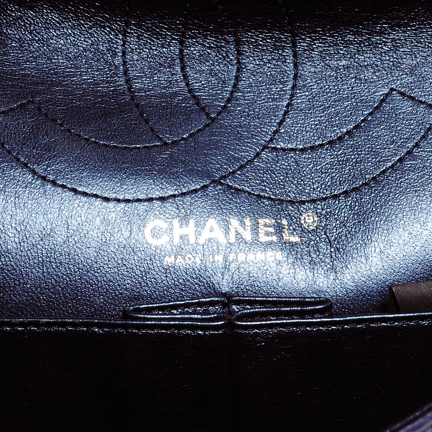 Calfskin 2.55 Reissue 226 Flap Metallic Blue