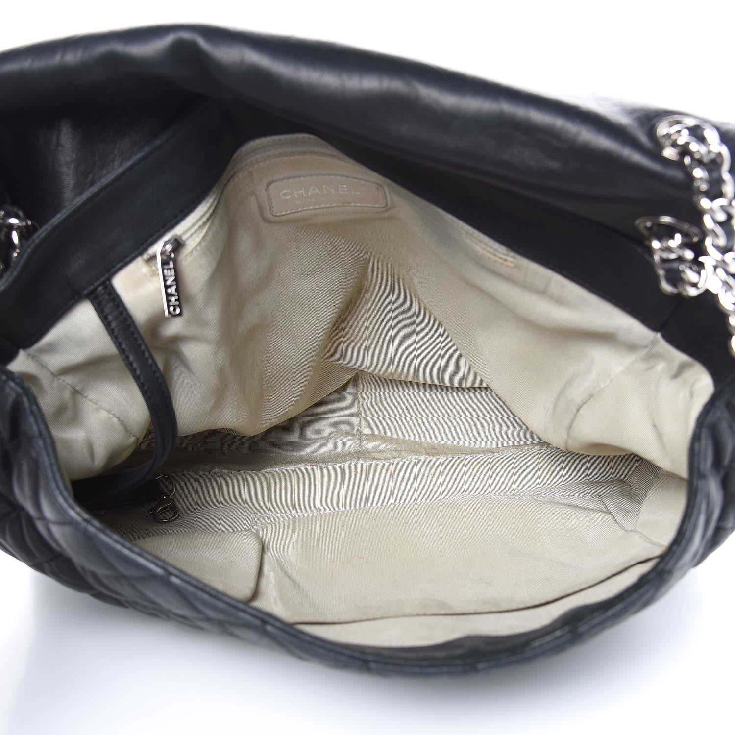 Chanel Washed Lambskin Quilted Maxi Chain Around Flap Black 5 of 19