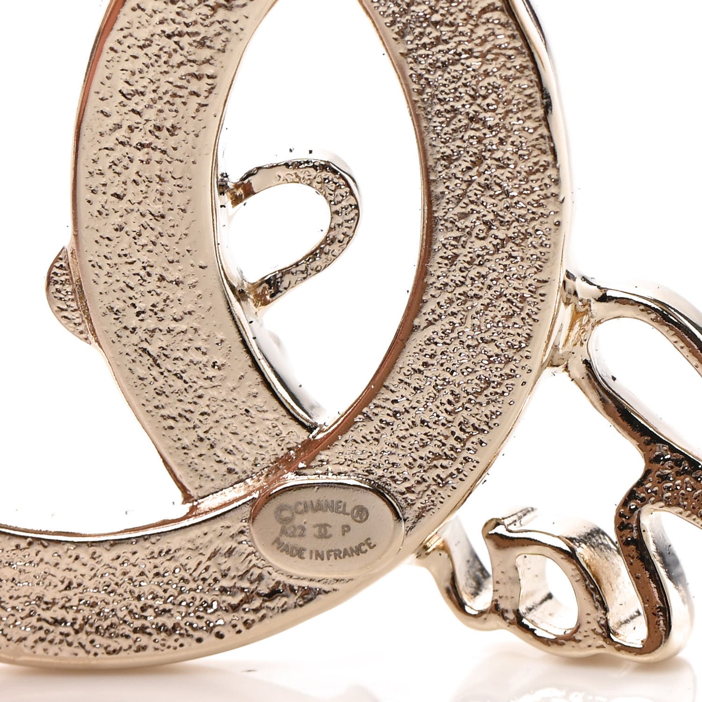 Metal Crystal Coco Script CC Brooch Gold
