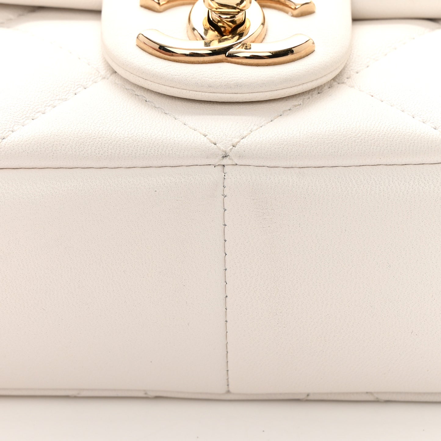 Lambskin Quilted Resin Bi-Color Chain Flap Bag White