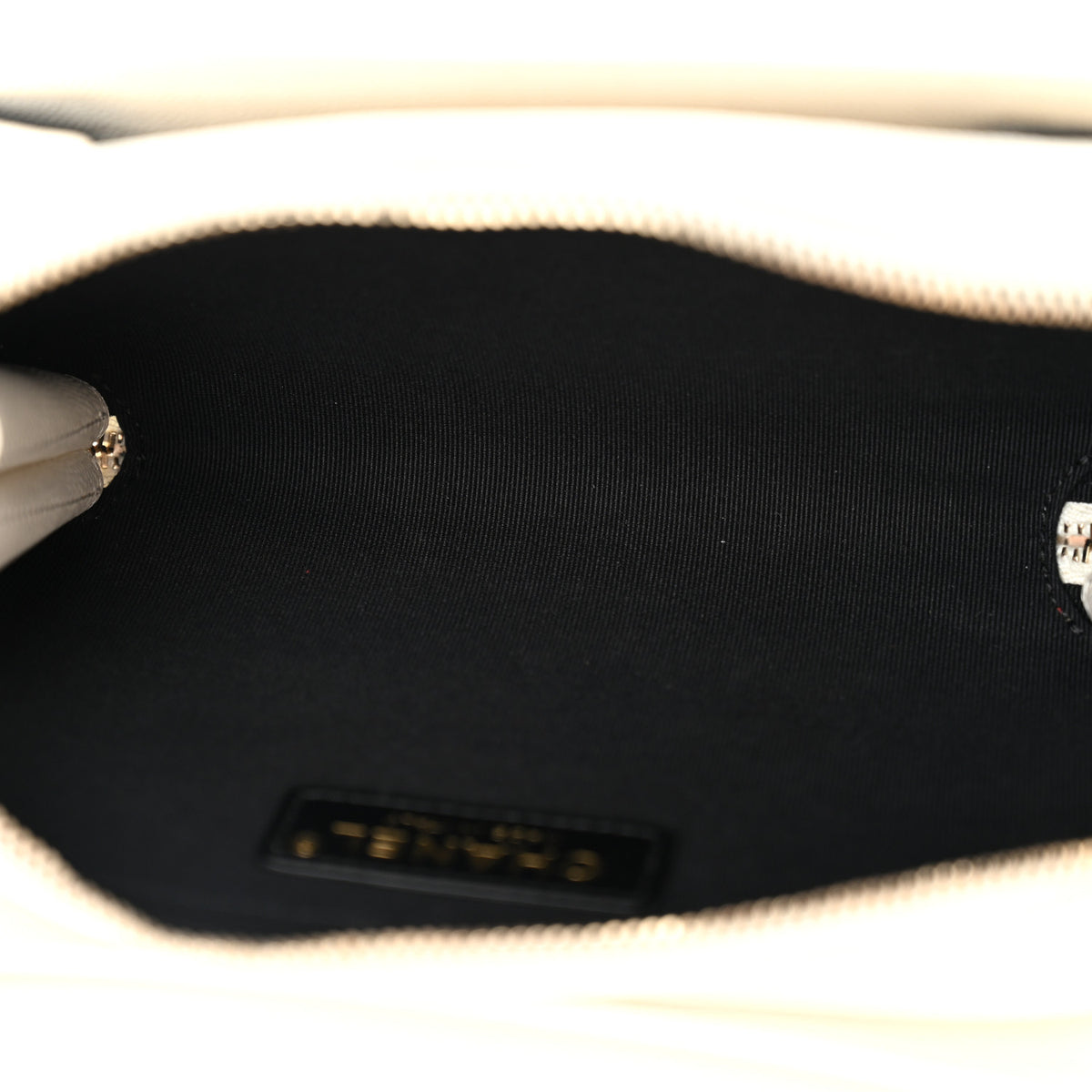 Caviar Quilted Like A Wallet Flap White