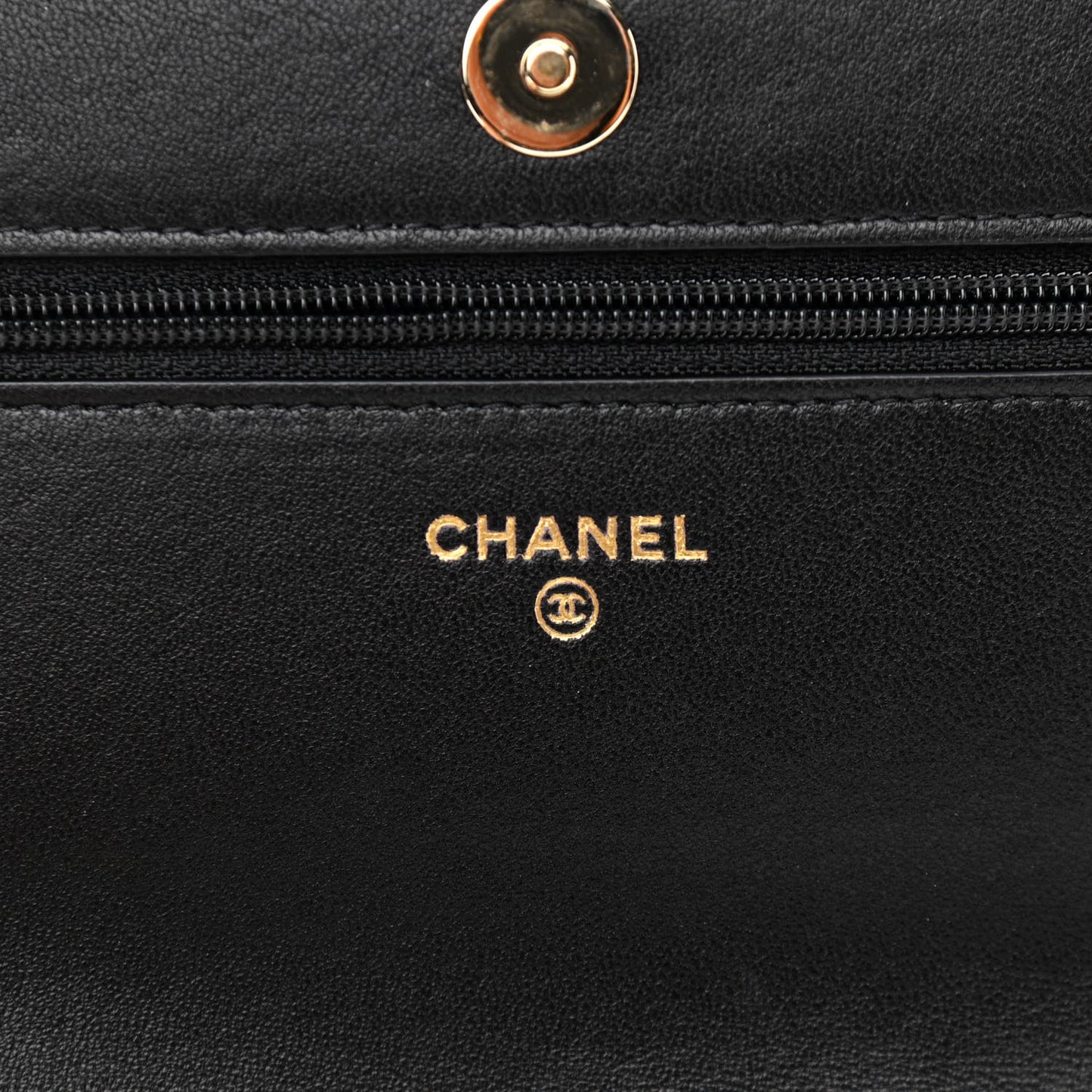 Lambskin Quilted Pearl Wallet On Chain WOC Black