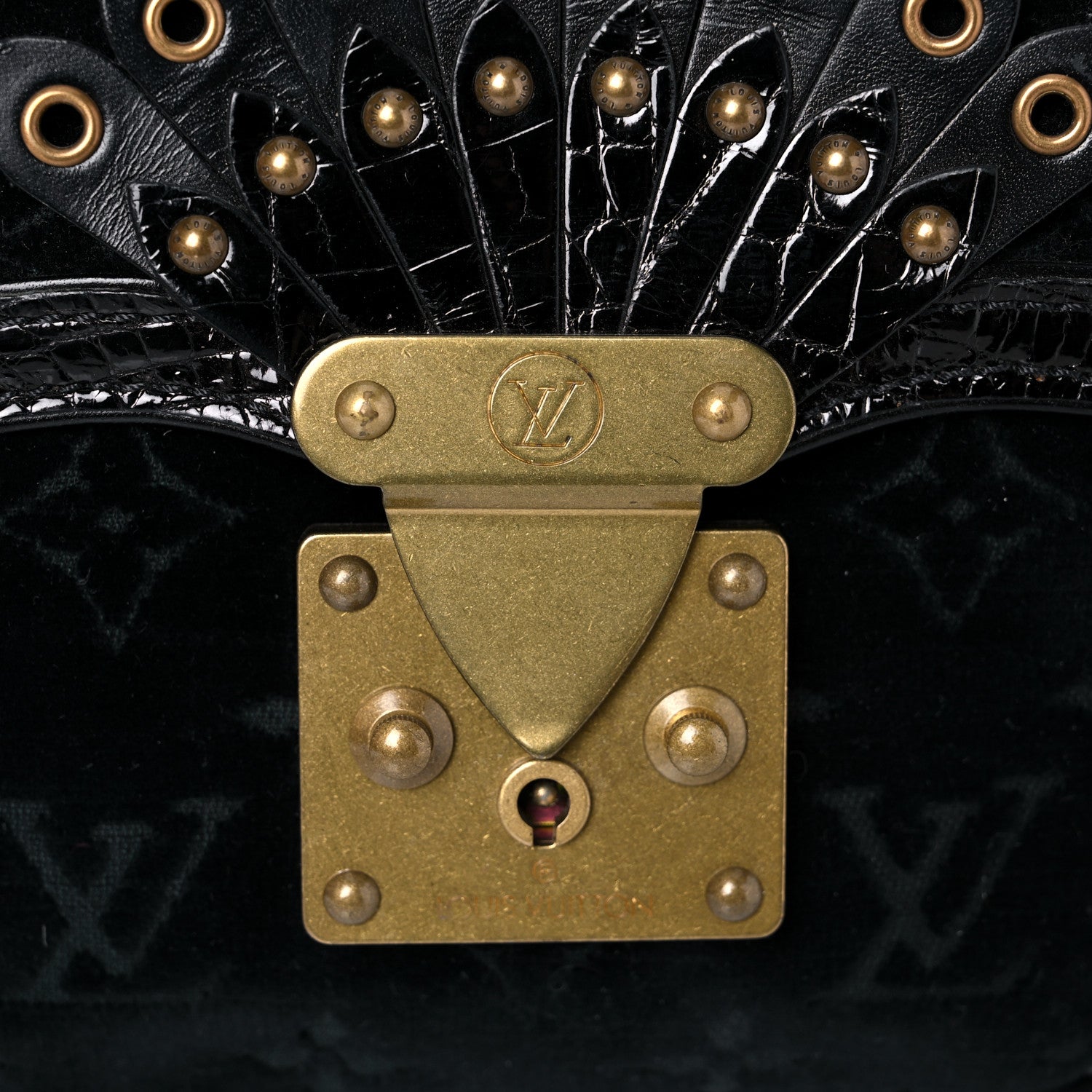 Louis Vuitton Monogram Velours Alligator Irvine Black 13 of 14