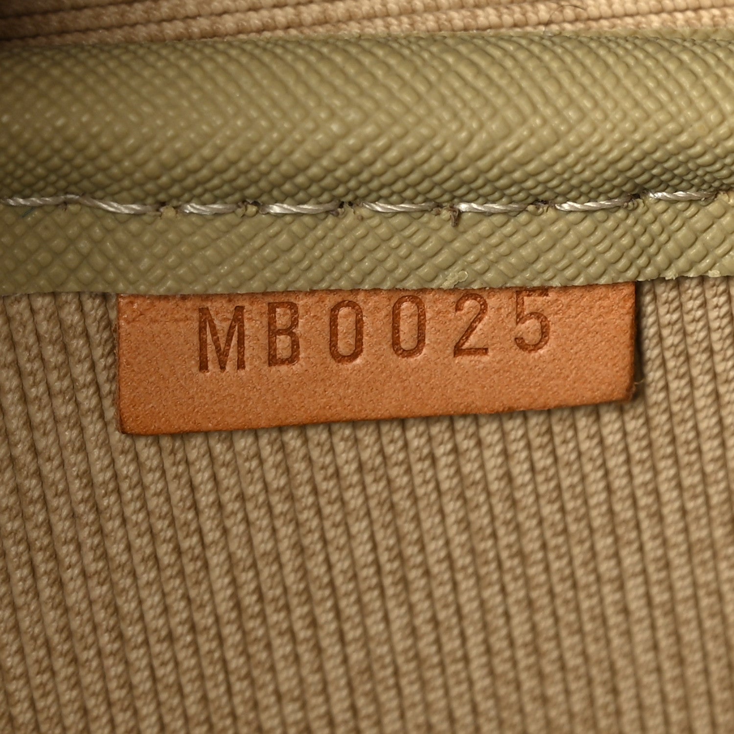Louis Vuitton Monogram Evasion Sports Bag 6 of 10