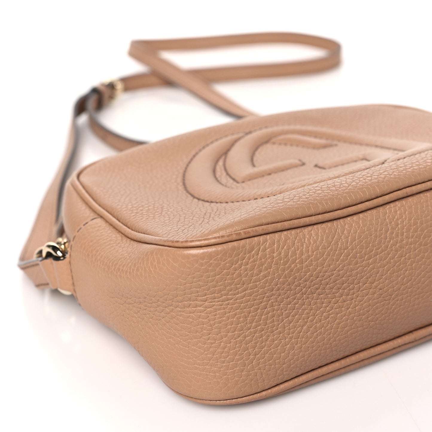Pebbled Calfskin Small Soho Disco Bag Camelia