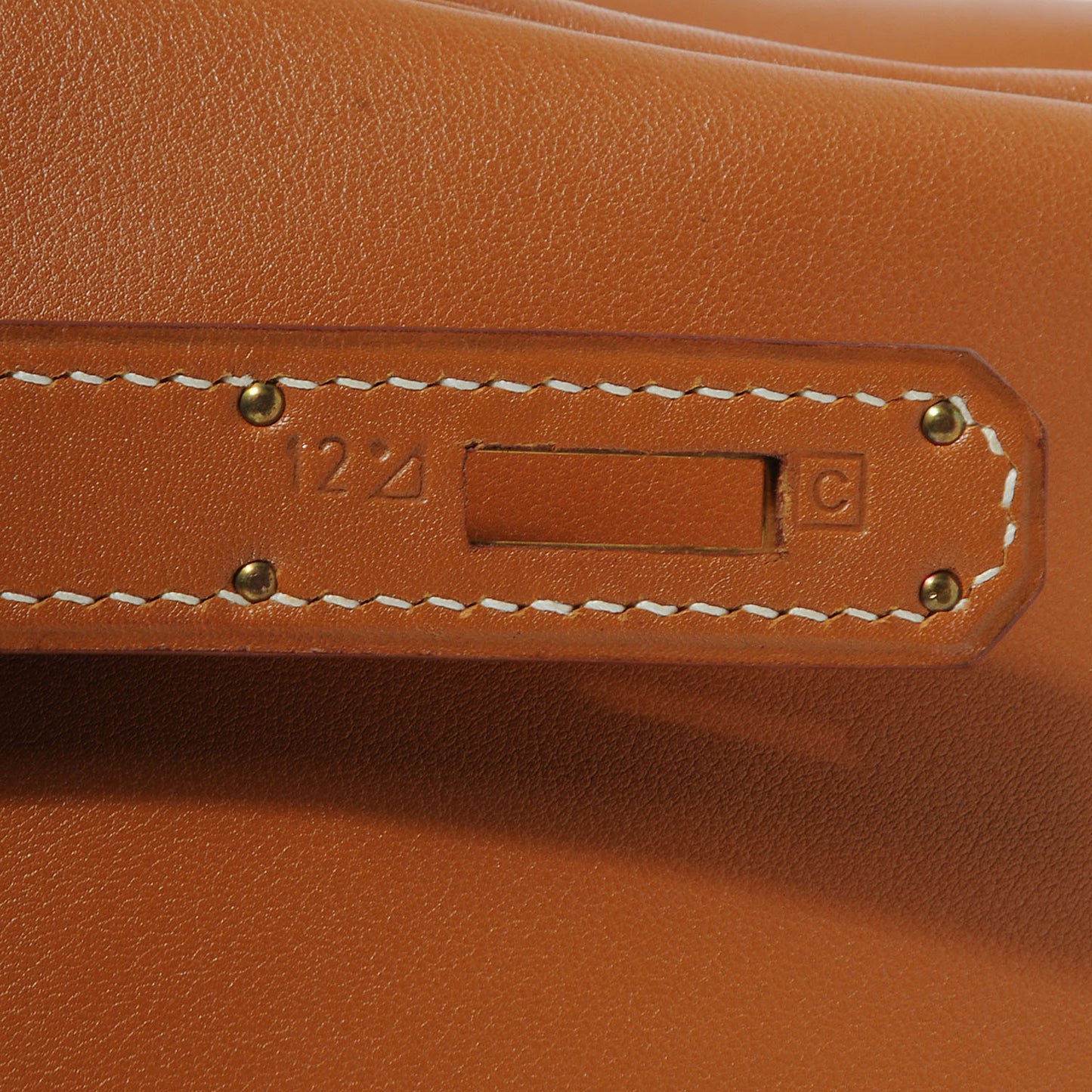Swift Kelly Retourne 35 Gold