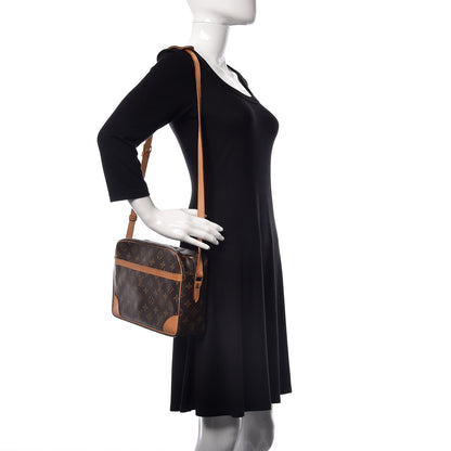 Louis Vuitton Monogram Trocadero 30 2 of 19