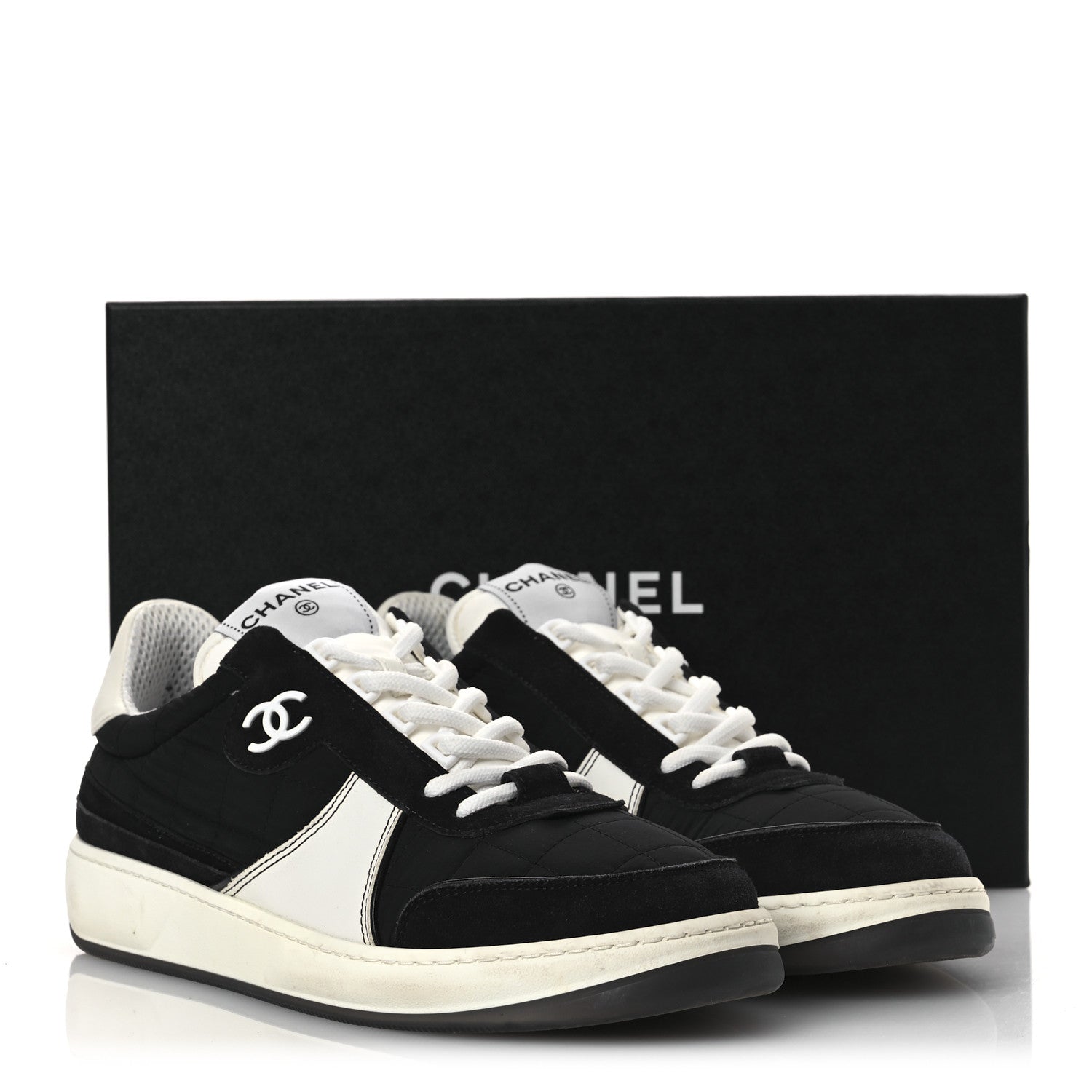 Chanel Suede Fabric Calfskin Womens CC Sneakers 41 Black White 13 of 13