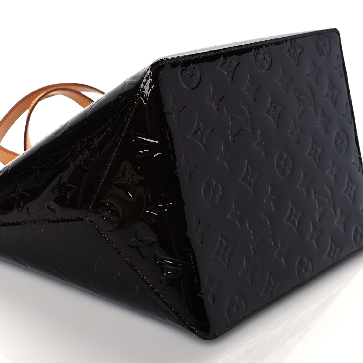 Louis Vuitton Vernis Bellevue PM Amarante 8 of 9