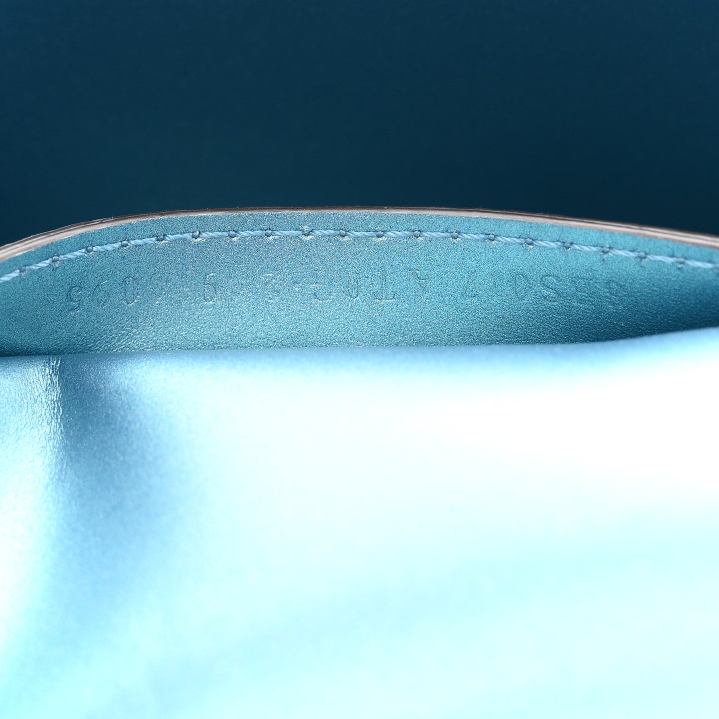 Metallic Cuoio Roma Sellerissima Nappa Sintetica Tape Stitch Mini Baguette Placca Argento
