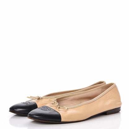 Chanel Lambskin CC Cap Toe Ballerina Flats 40.5 Beige Black 3 of 9