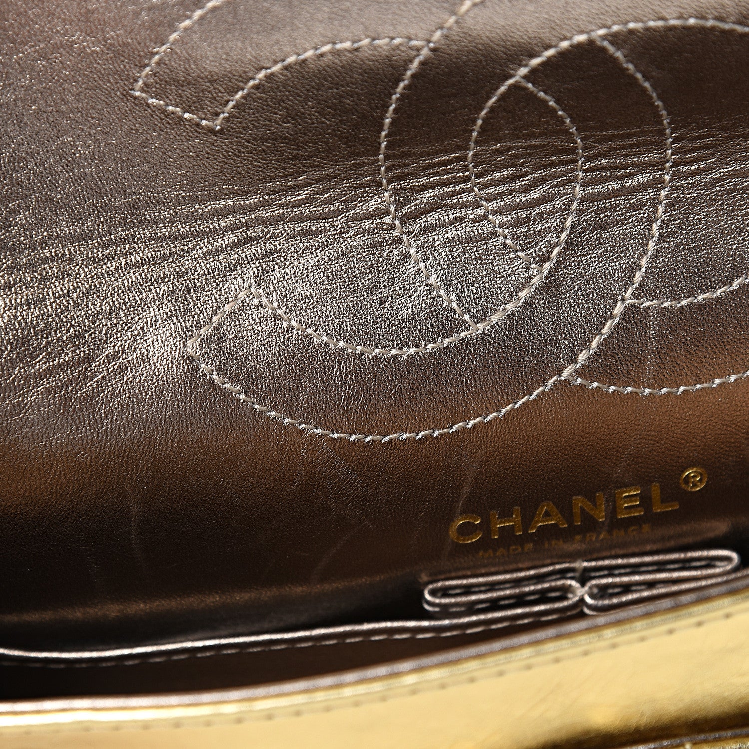 Chanel Metallic Aged Calfskin Quilted 2.55 Reissue 225 Flap Gold 7 of 11