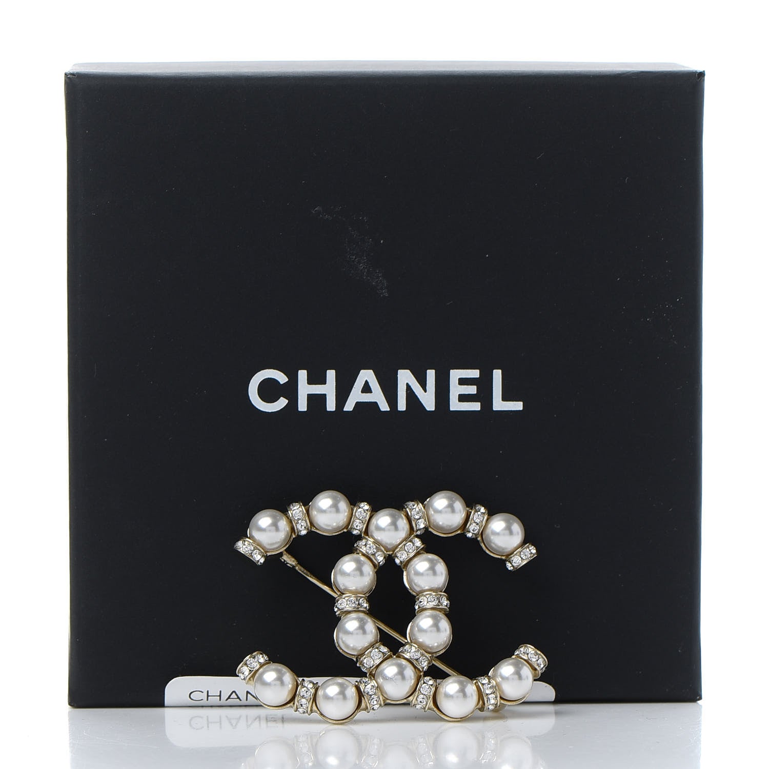 Chanel Pearl Crystal Nefertiti CC Brooch Gold 5 of 5