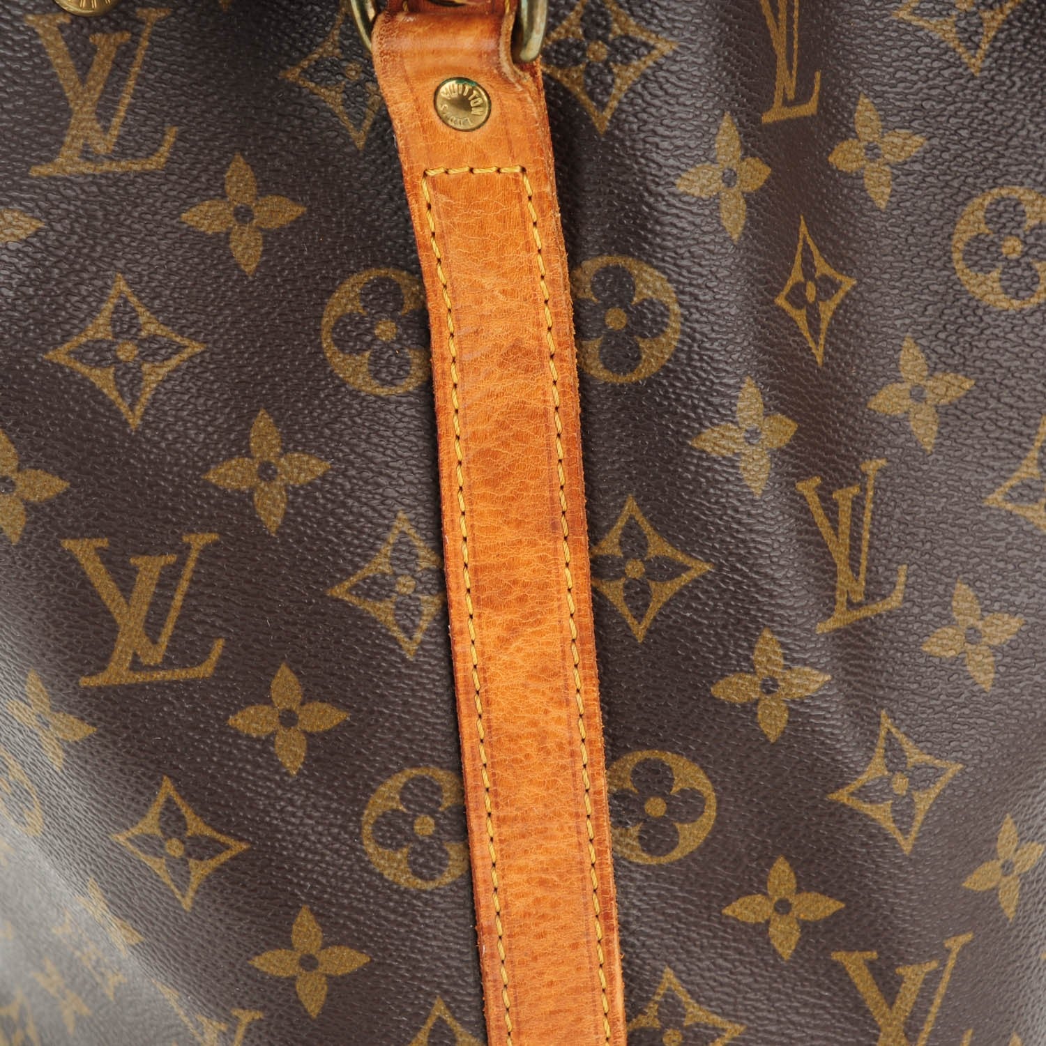 Louis Vuitton Monogram Petit Noe 7 of 8