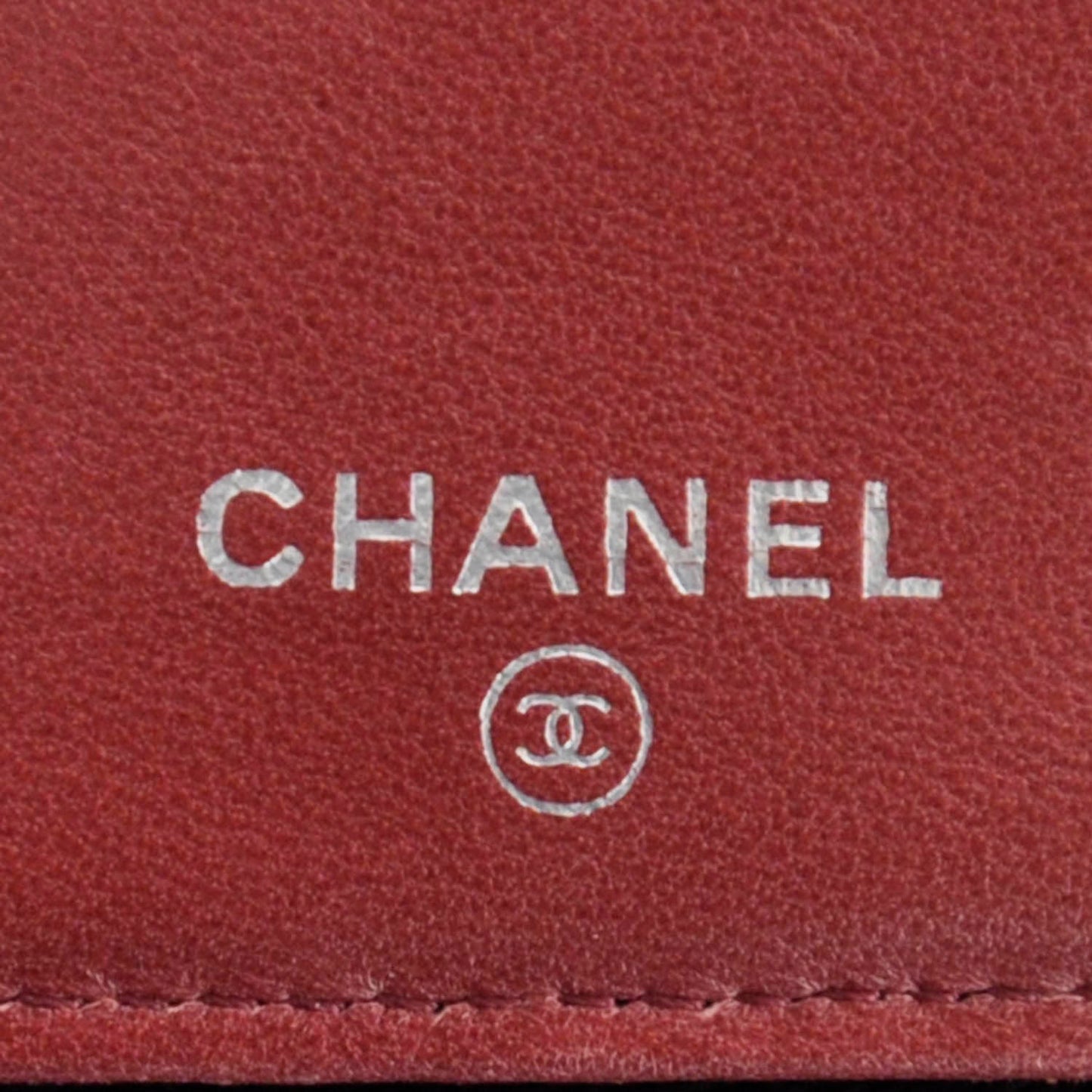 Lambskin Quilted Yen Wallet Red