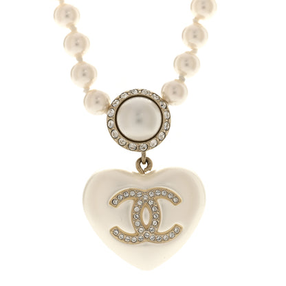 Chanel Pearl Crystal CC Heart Short Necklace Pearly White Gold 4 of 6