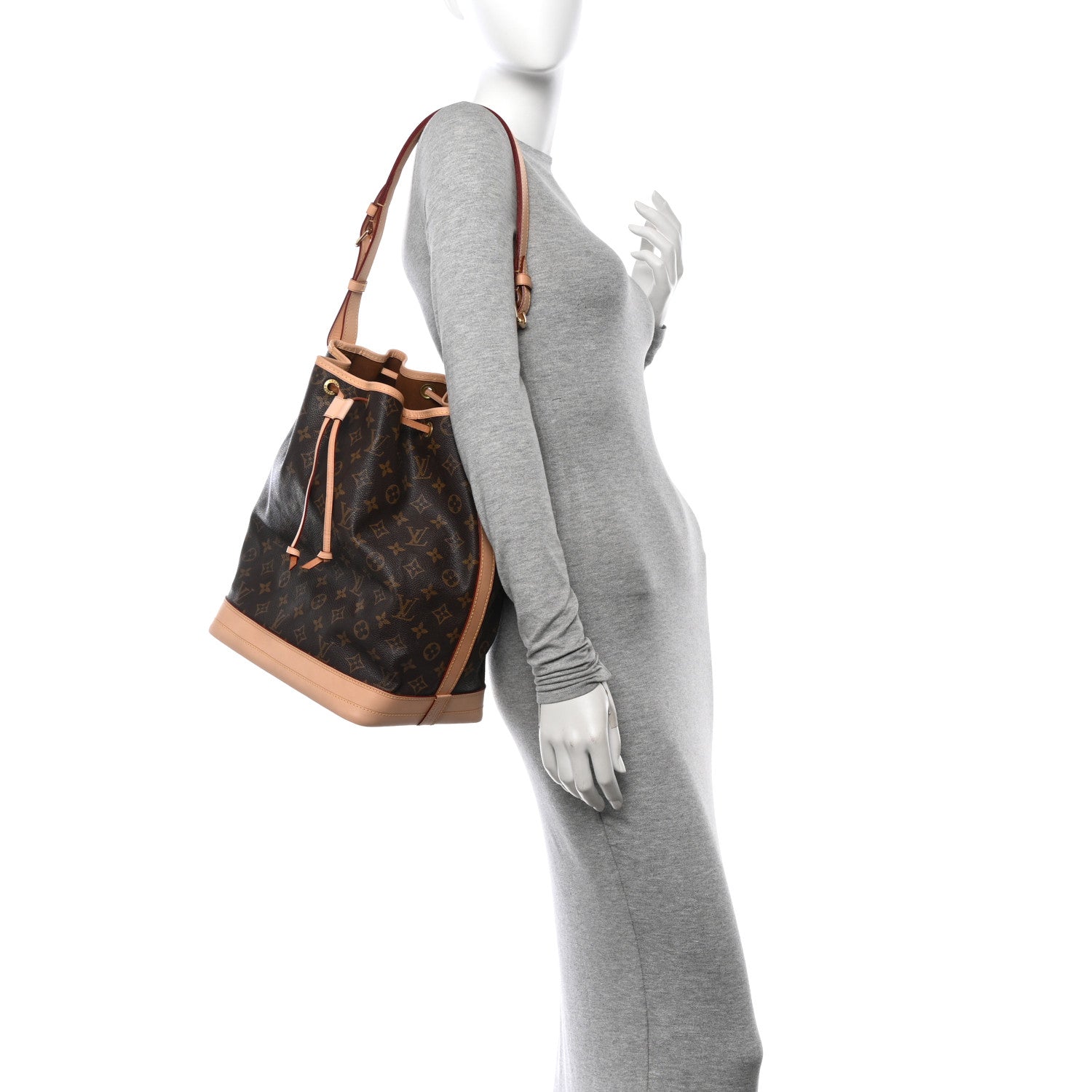 Louis Vuitton Monogram Noe 2 of 10