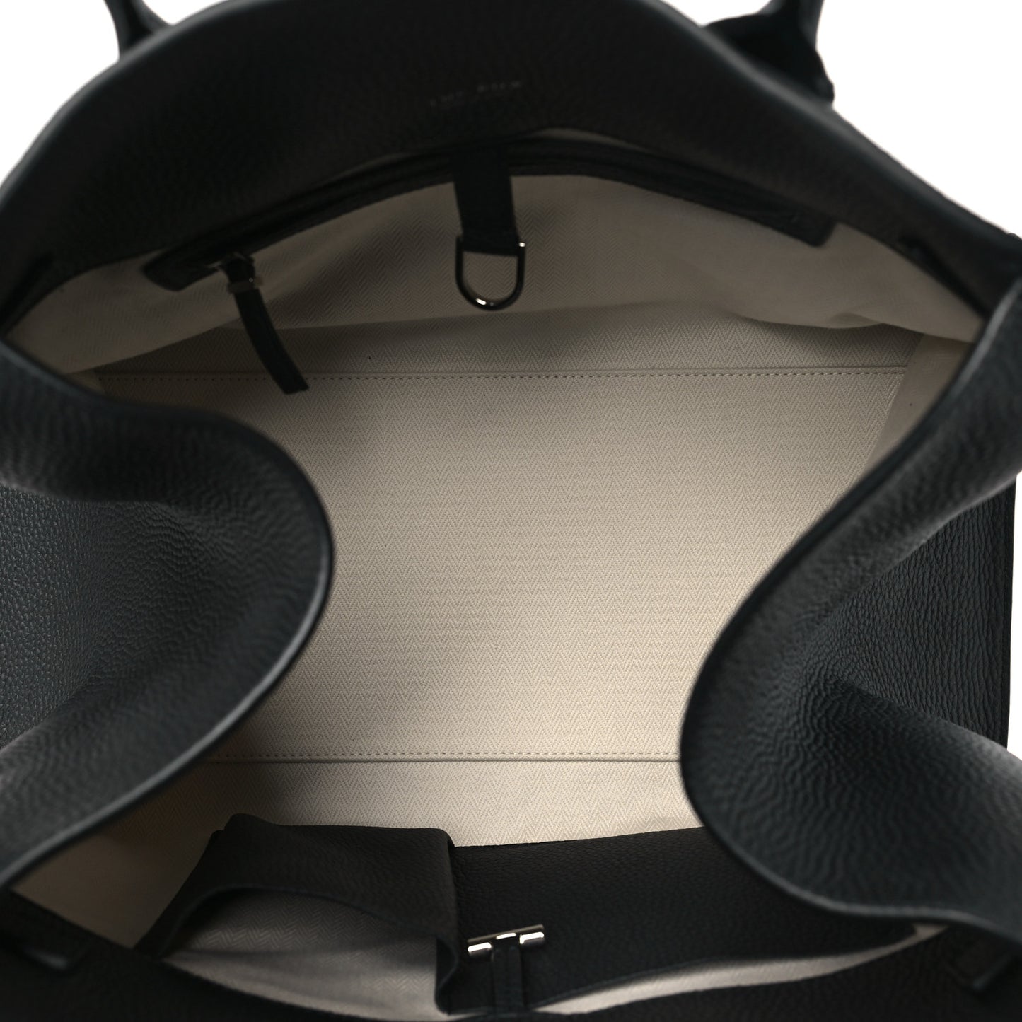 Matte Grained Calfskin Soft Margaux 15 Black