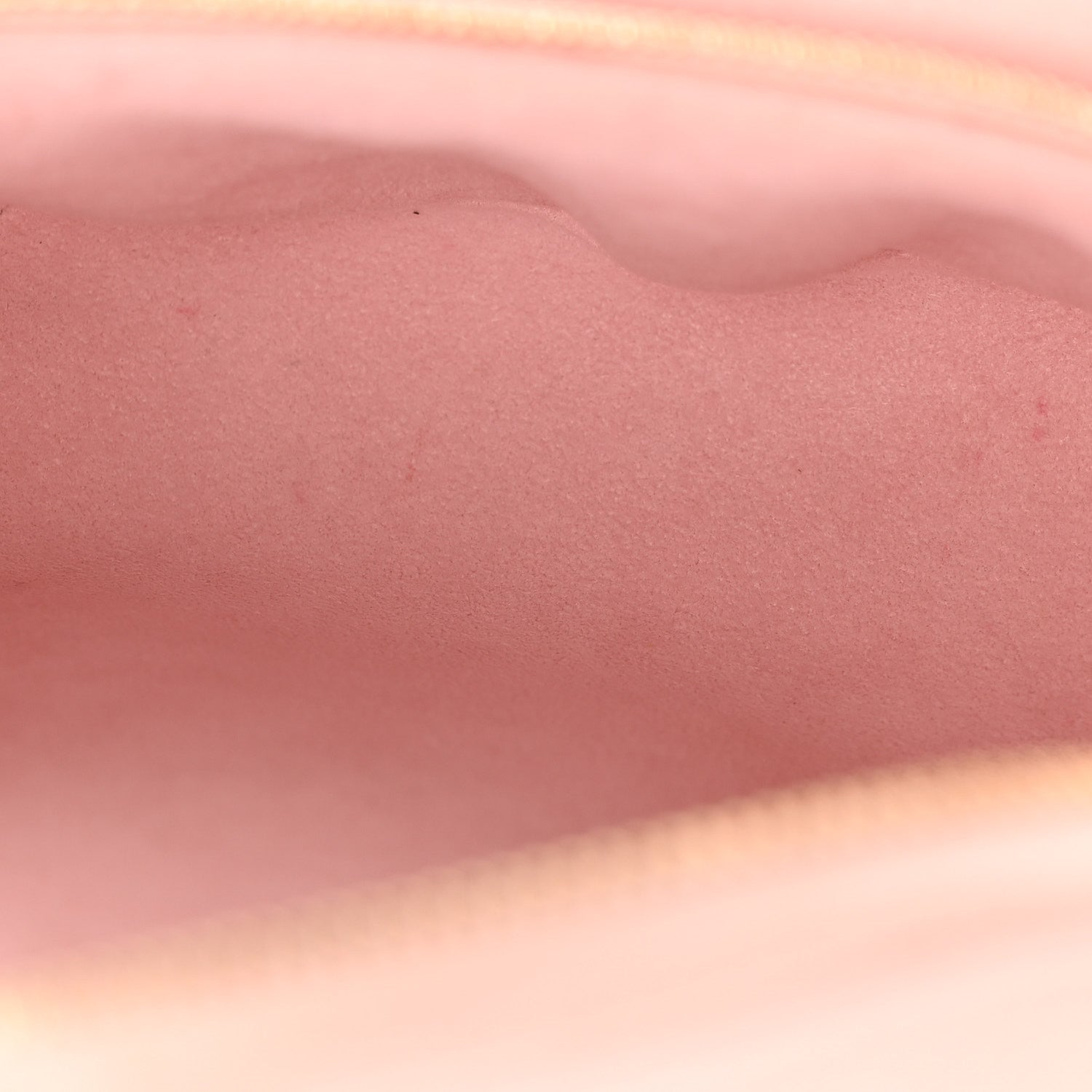 Louis Vuitton Empreinte Monogram Giant Mini Bumbag Gradient Pink 5 of 10
