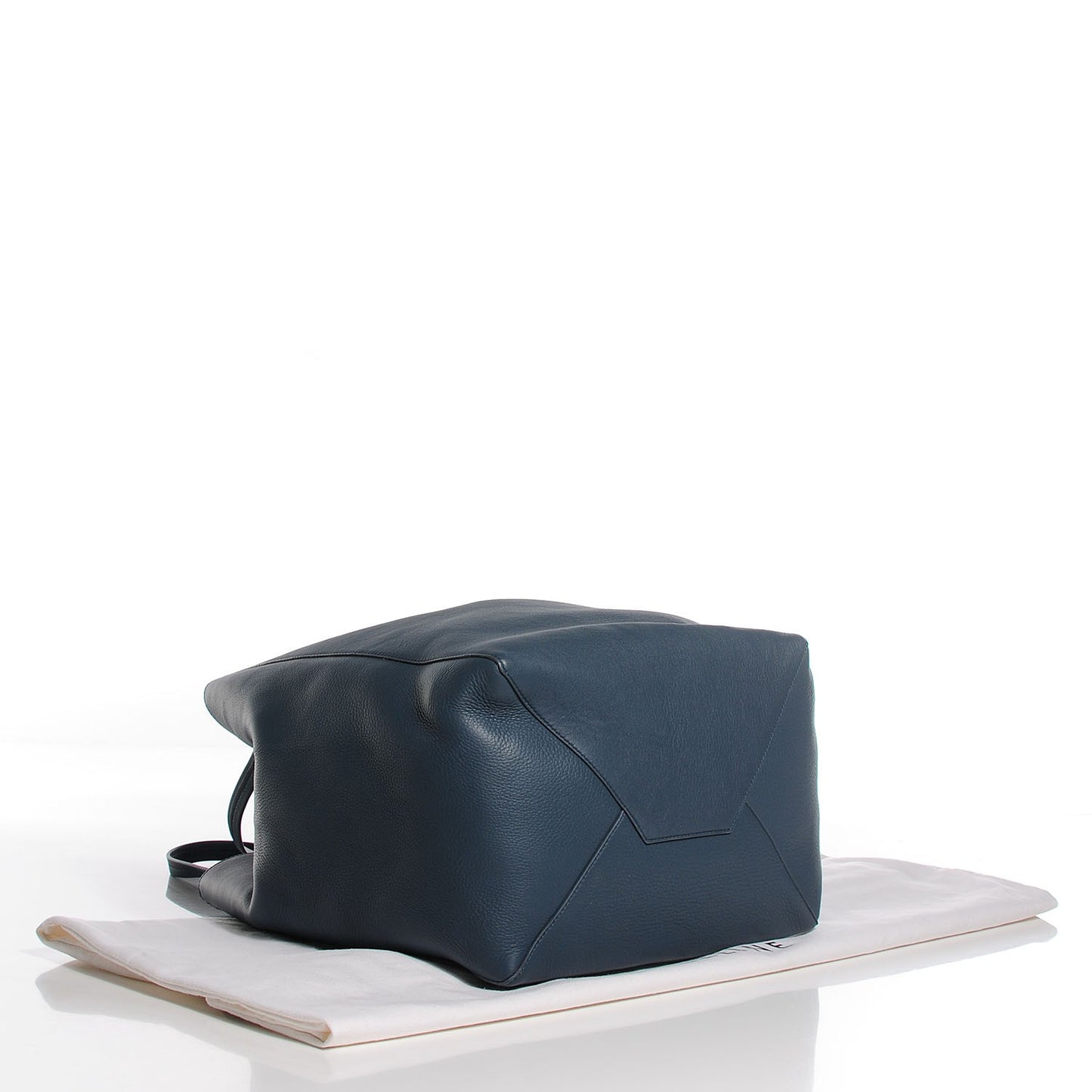 Grained Calfskin Medium Horizontal Cabas Phantom Slate