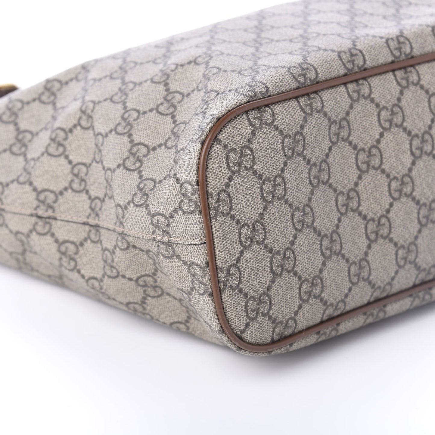 Soft GG Supreme Monogram Small Crossbody Tote Beige Cuir