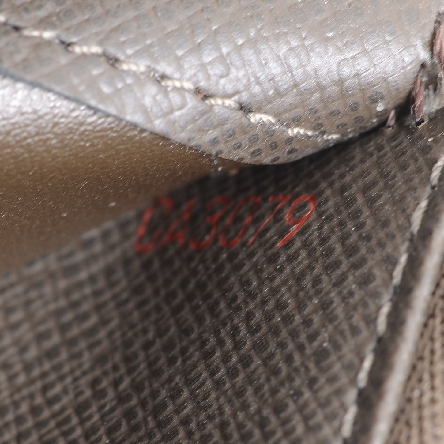 Louis Vuitton Monogram Insolite Wallet 8 of 8