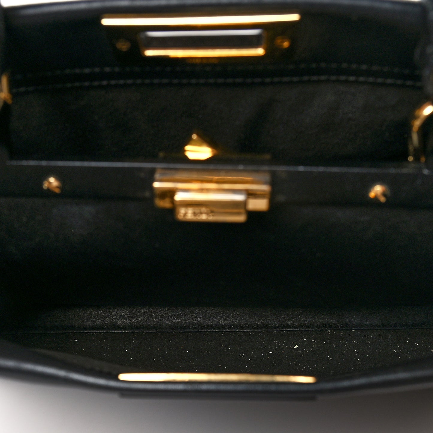 Vitello Seta Shiny Nappa Medium Peekaboo Iconic Satchel Black