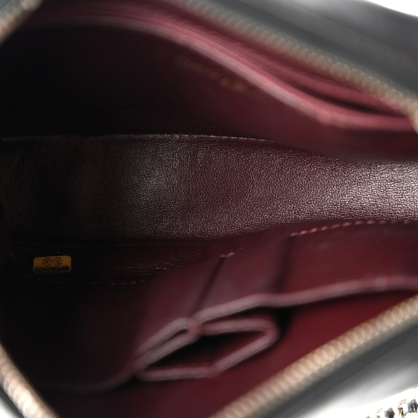 Lambskin Chevron Quilted Camera Case Black