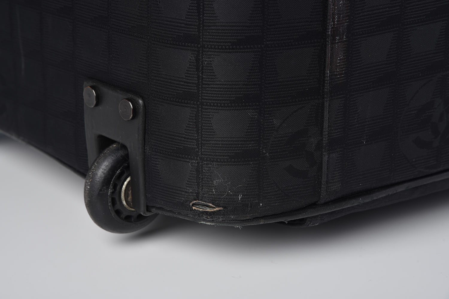 Chanel Nylon Travel Trolley Black 35 of 38