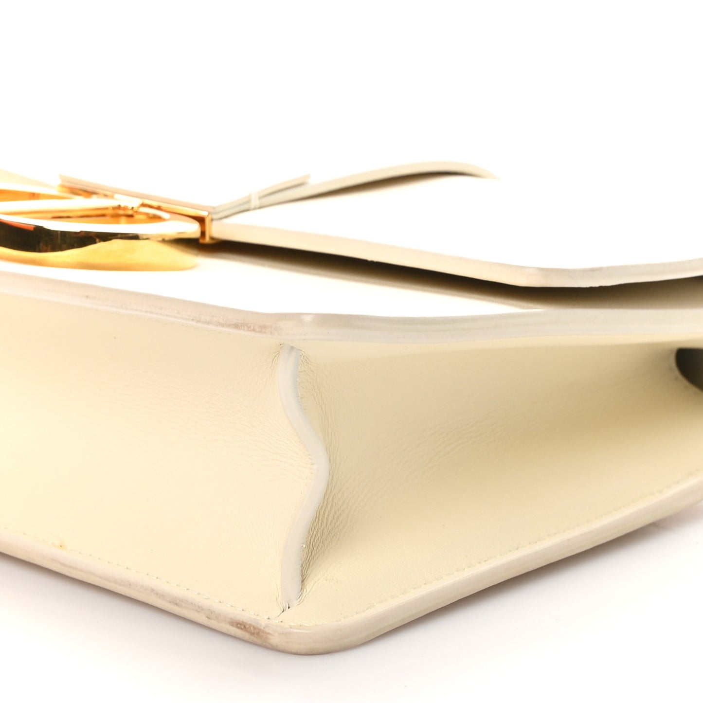 Box Calfskin 30 Montaigne Flap Bag Latte