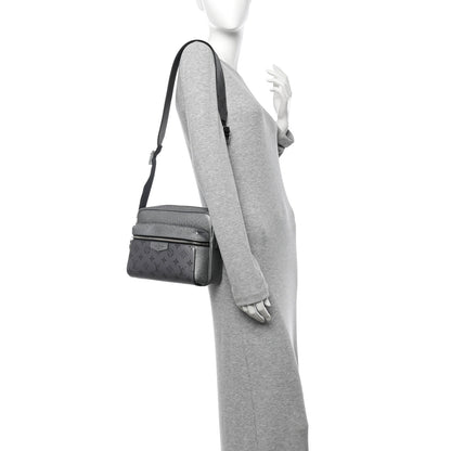 Louis Vuitton Taigarama Outdoor Messenger Gunmetal 2 of 9