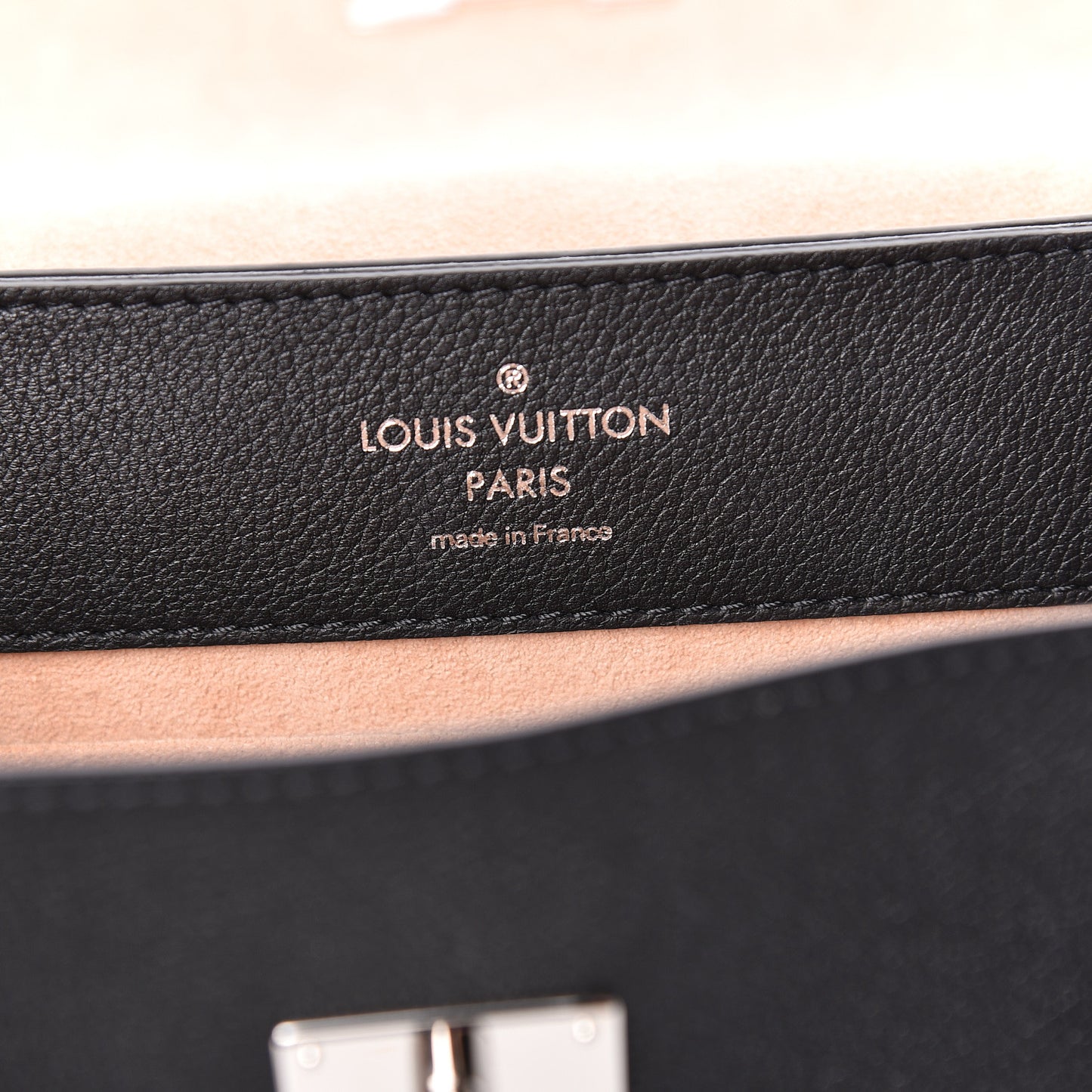 Calfskin Lockme Ever BB Black