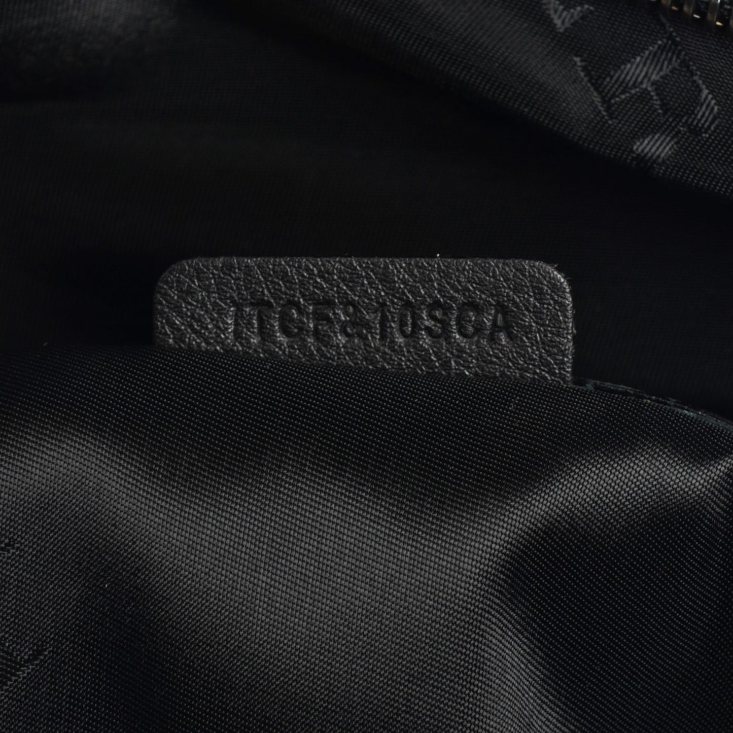 Heritage Grain Check Embossed Business Bag Black