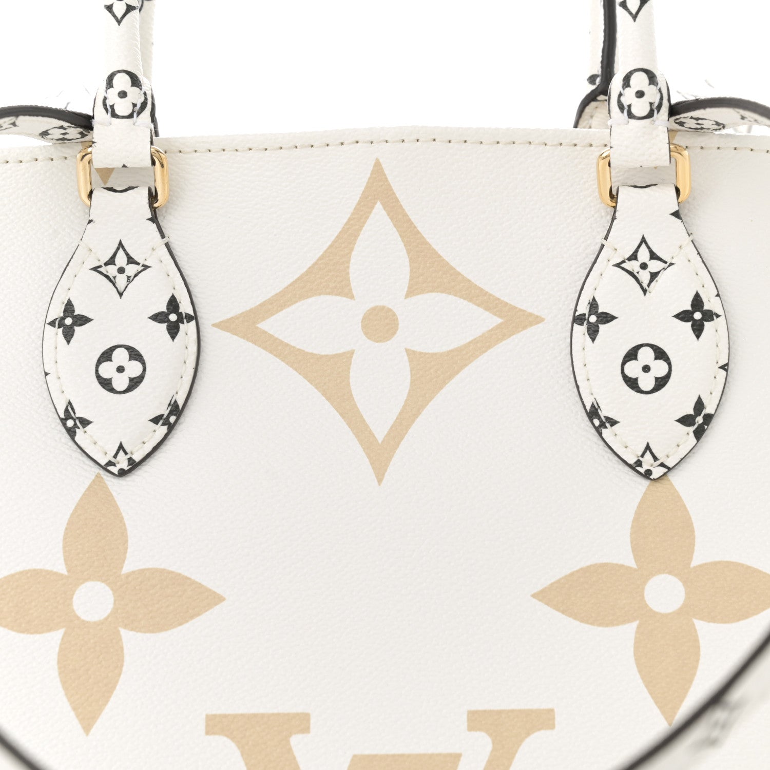 Louis Vuitton Monogram Giant Onthego GM Kaki Beige 8 of 11