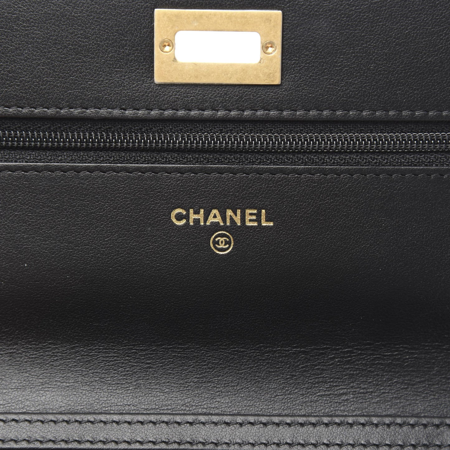 Calfskin Crocodile Embossed Graffiti 2.55 Cocodile Reissue Wallet On Chain WOC Black Gold