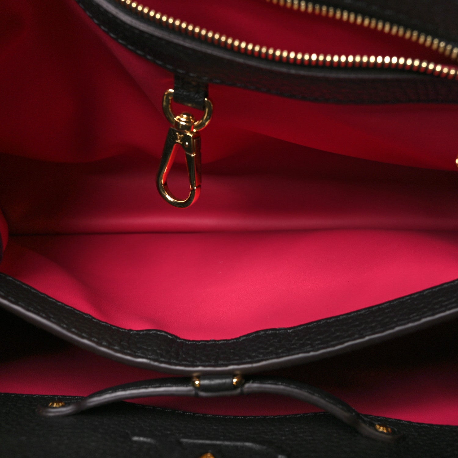 Louis Vuitton Taurillon Capucines PM Black 6 of 10