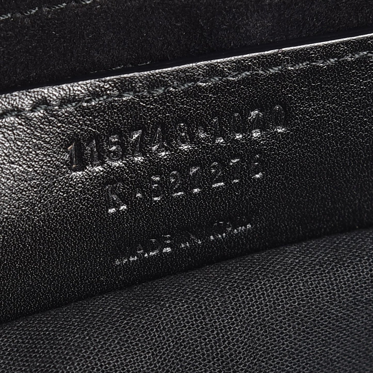 Baby Daim Suede Classic Silver Hardware City Black