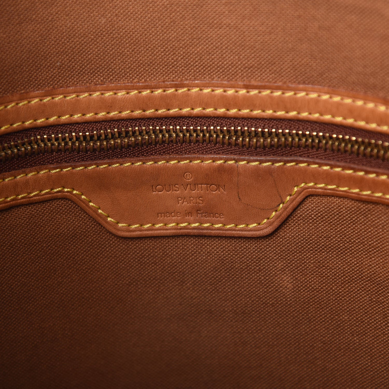 Louis Vuitton Monogram Cabas Mezzo 6 of 10