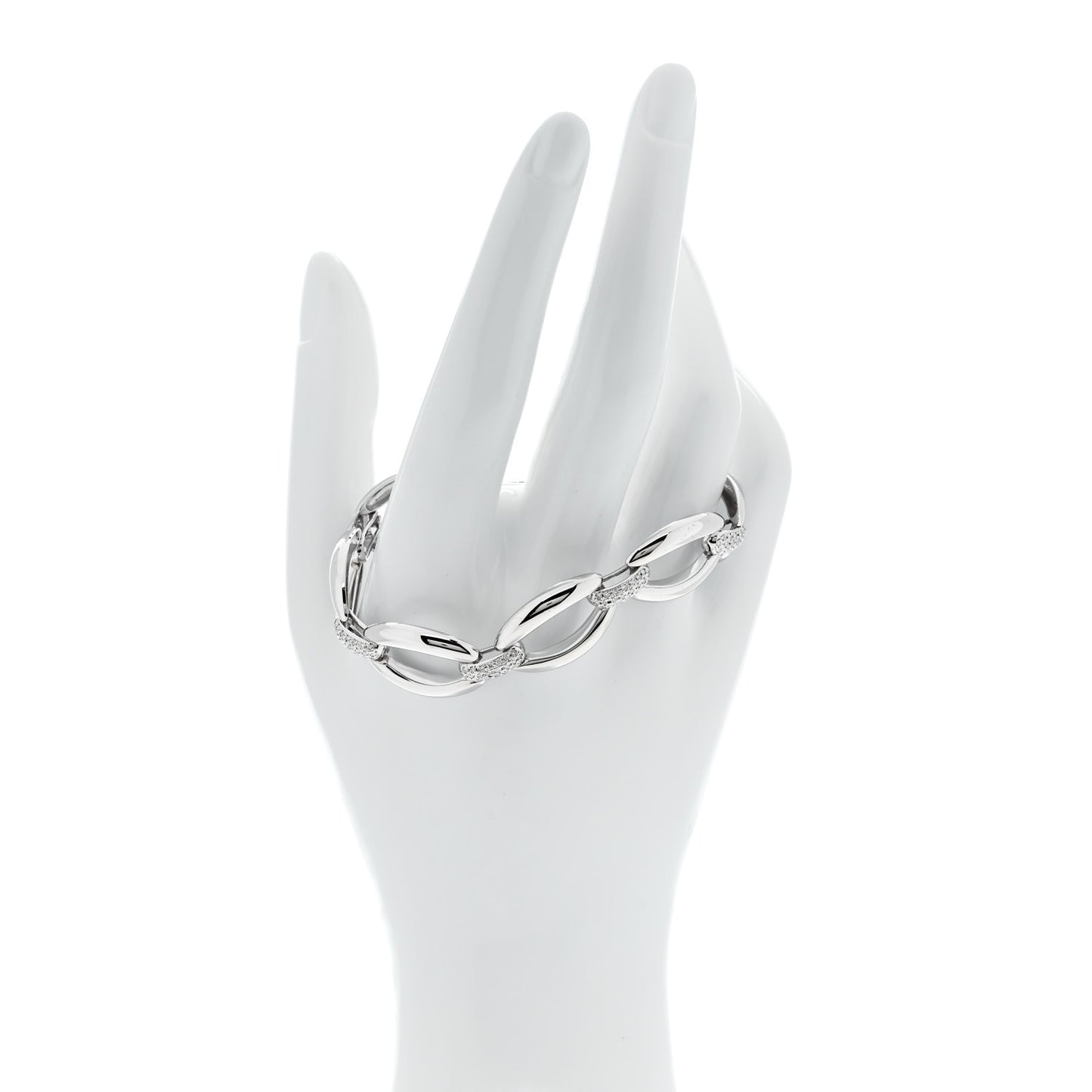 18K White Gold Diamond .60ct Oval Link Bracelet