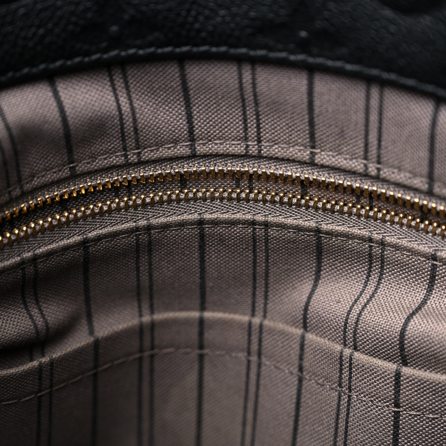 Louis Vuitton Empreinte Artsy MM Black 12 of 12