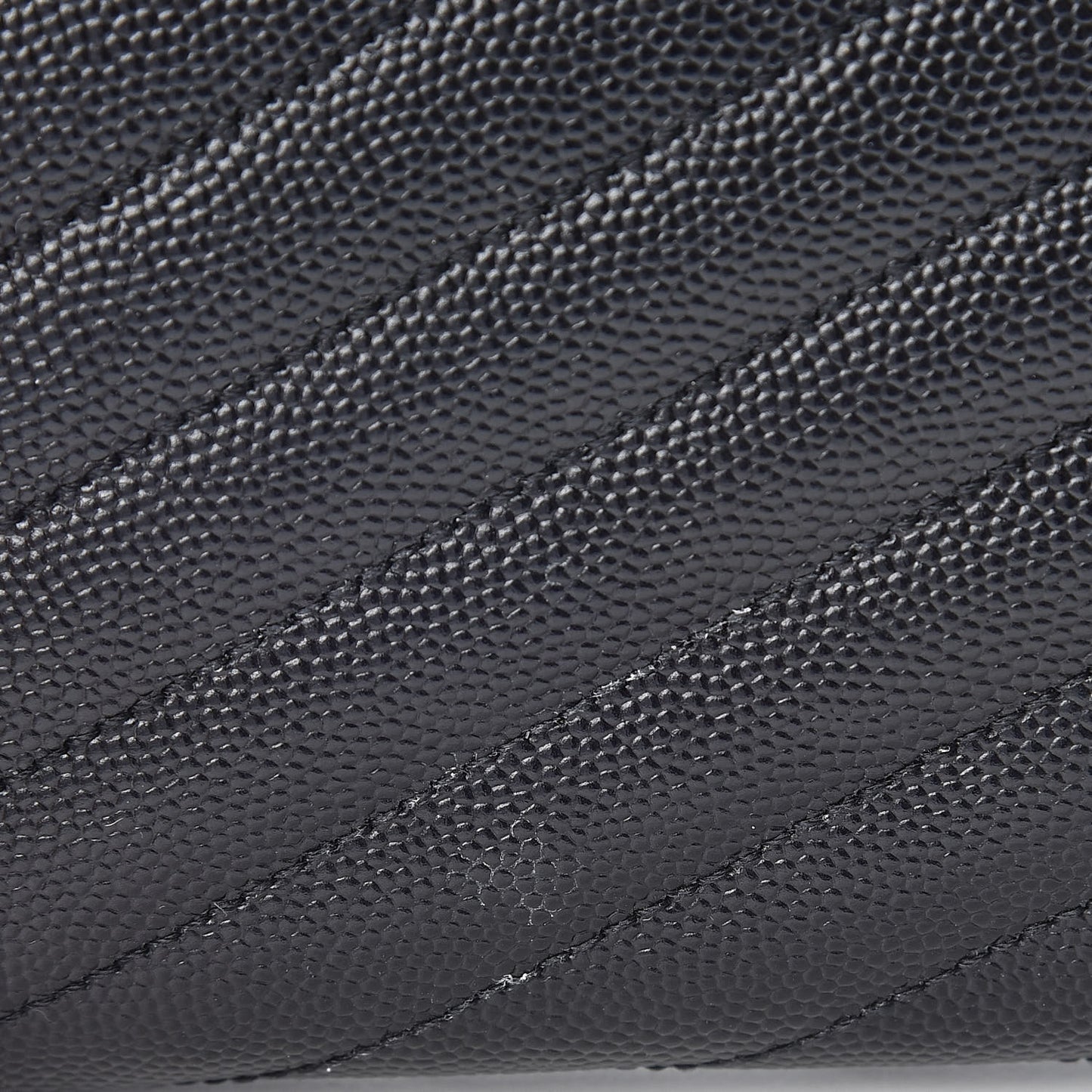 Grain De Poudre Matelasse Chevron Monogram Flap Wallet Black