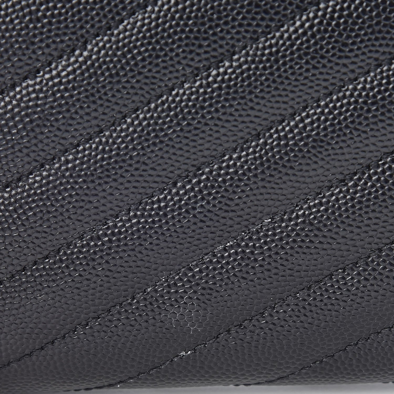 Saint Laurent Grain De Poudre Matelasse Chevron Monogram Flap Wallet Black 8 of 8