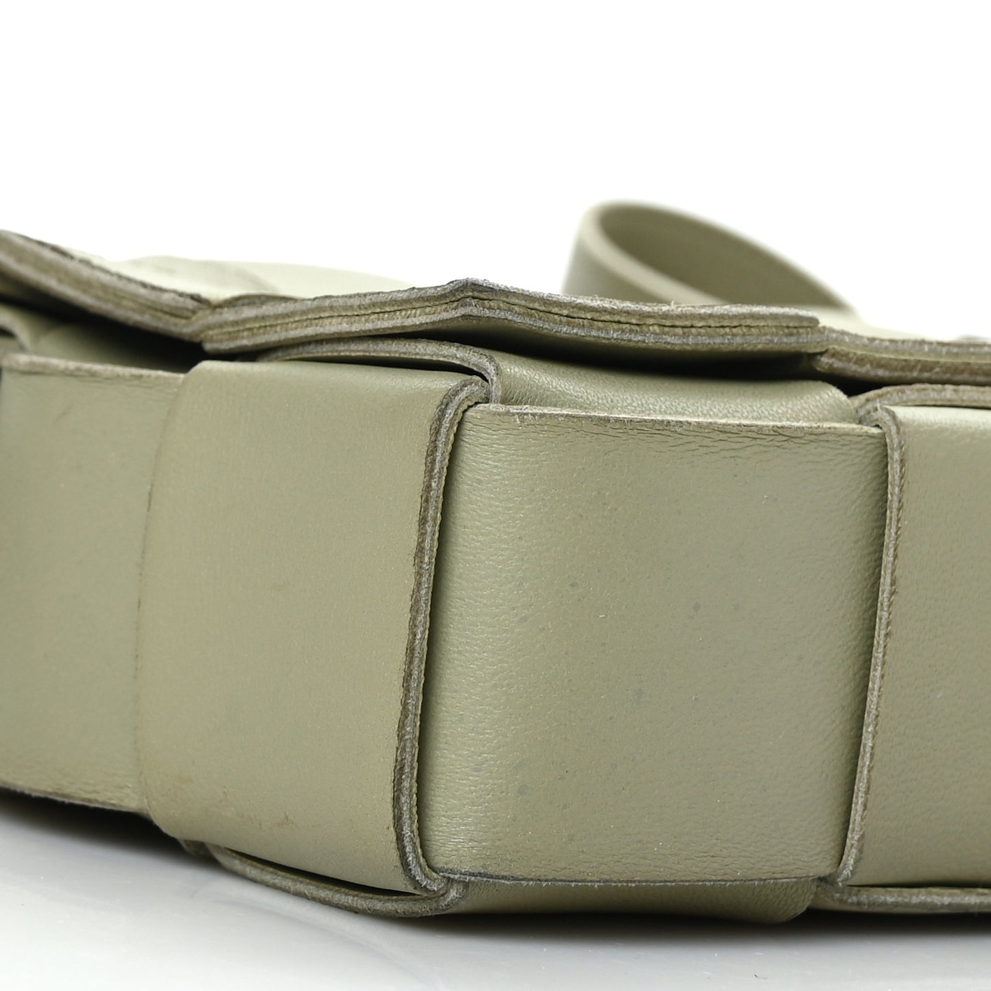 Lambskin Maxi Intrecciato Cassette Crossbody Bag Travertine