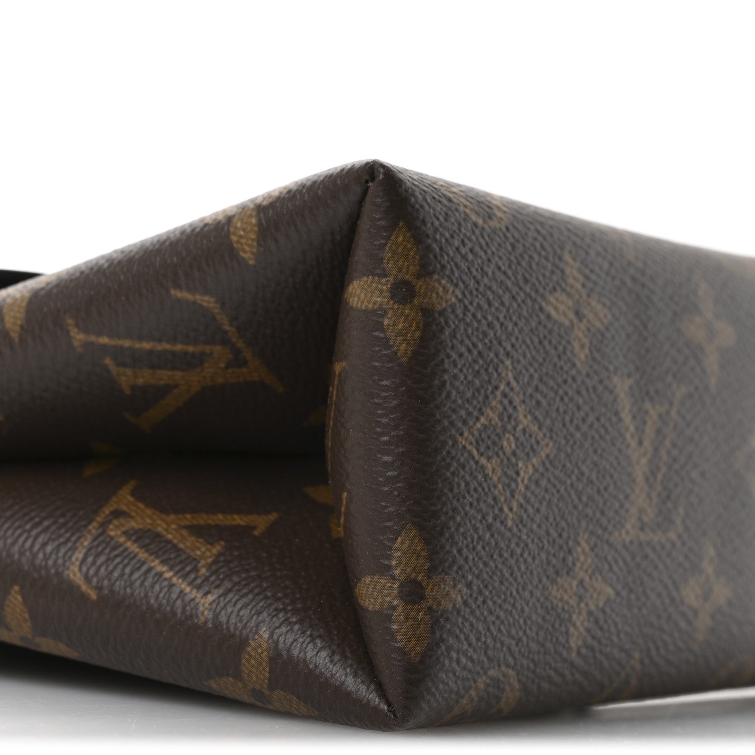 Louis Vuitton Monogram Locky BB Black 8 of 10