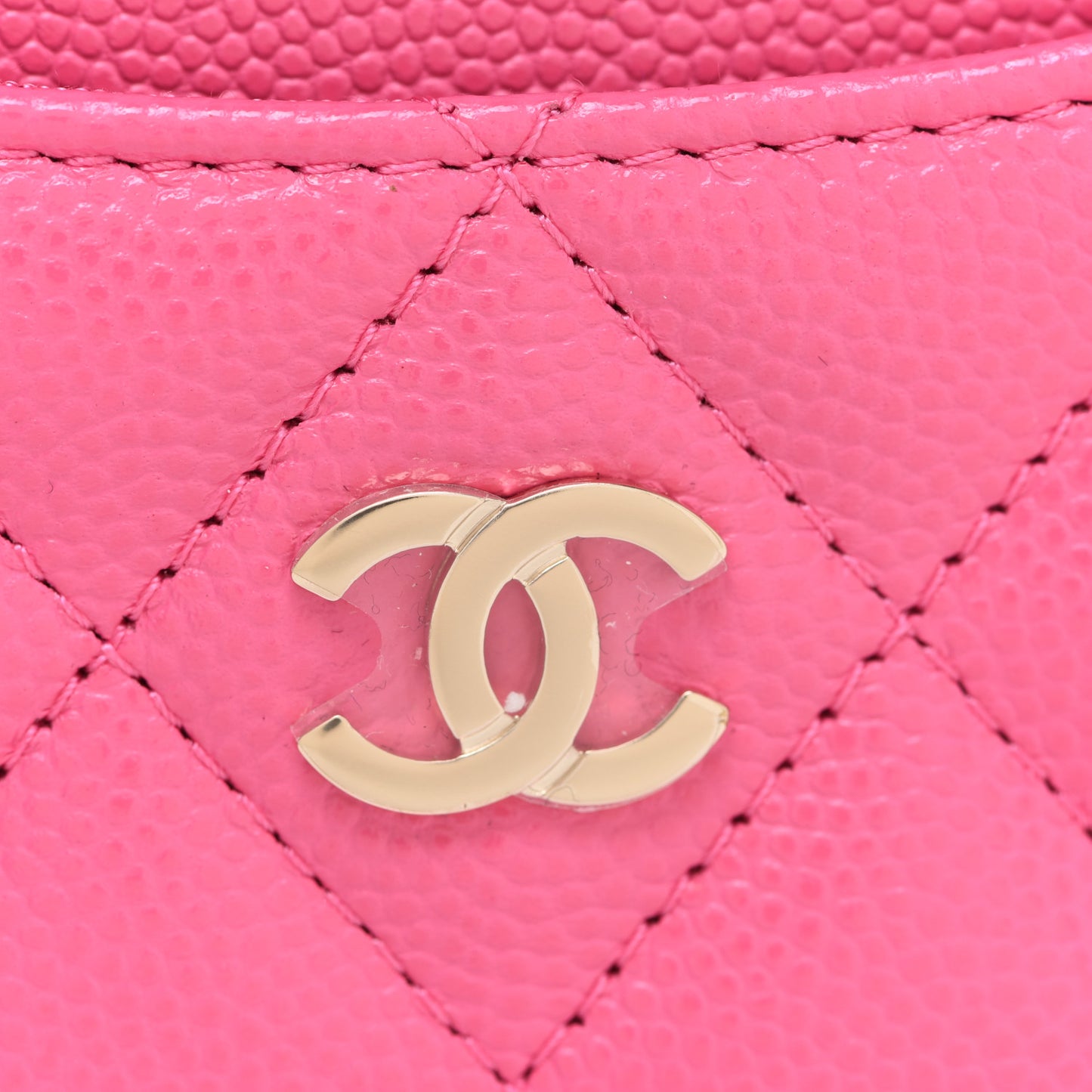 Caviar Quilted CC Zip Card Holder Pink