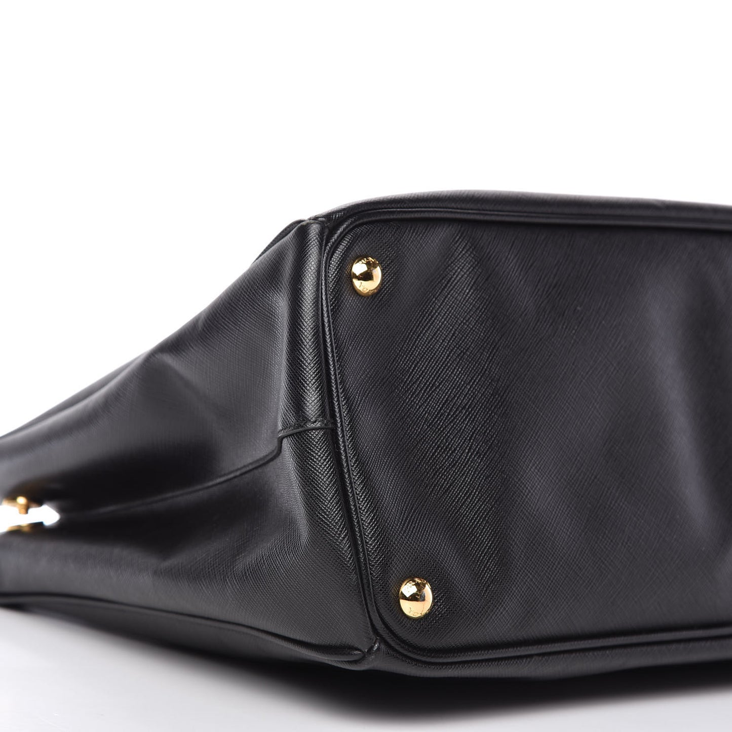 Saffiano Lux Extra Large Galleria Double Zip Tote Black