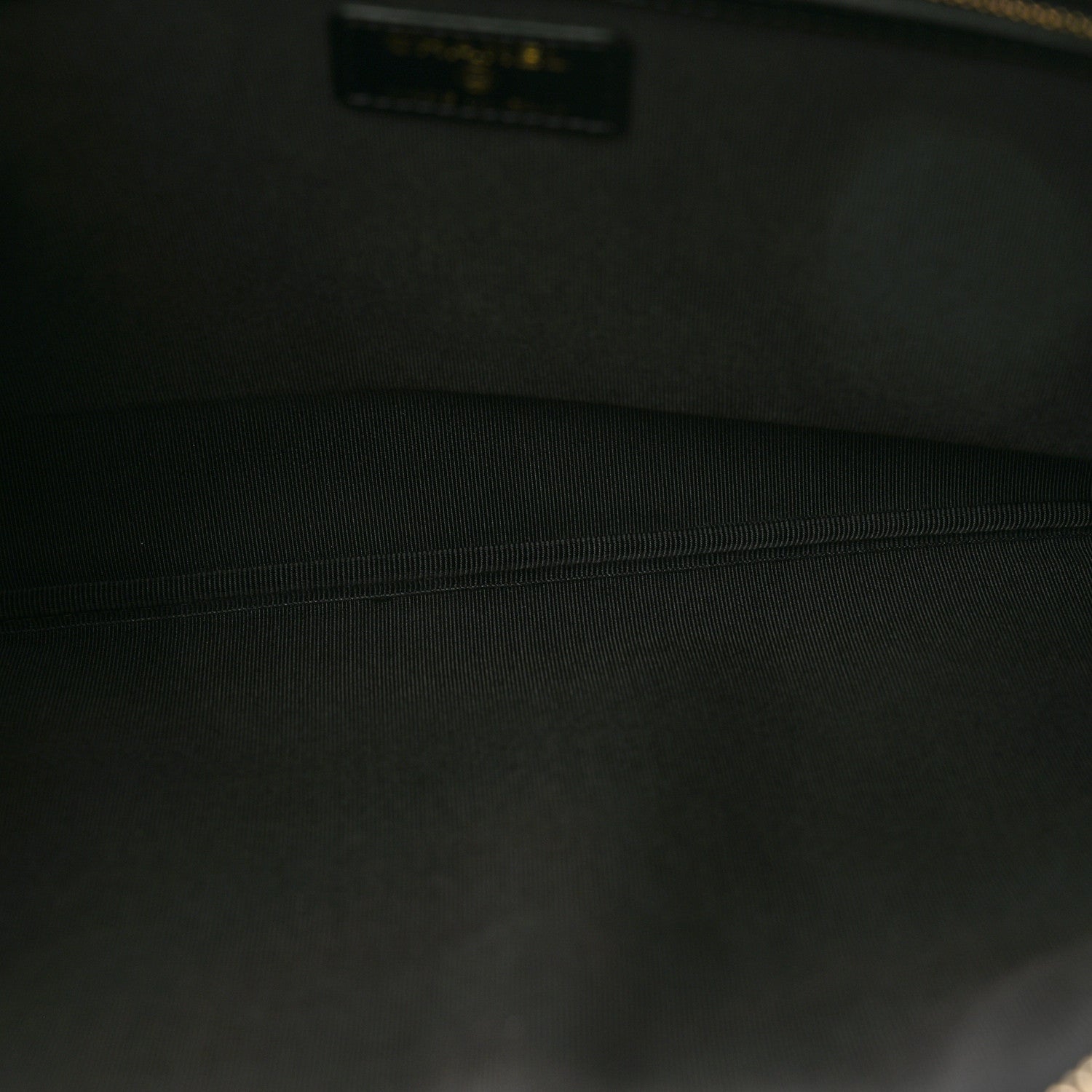 Chanel Calfskin Crocodile Embossed Graffiti 2.55 Large Cocodile Reissue Cosmetic Case Black Gold 5 of 11