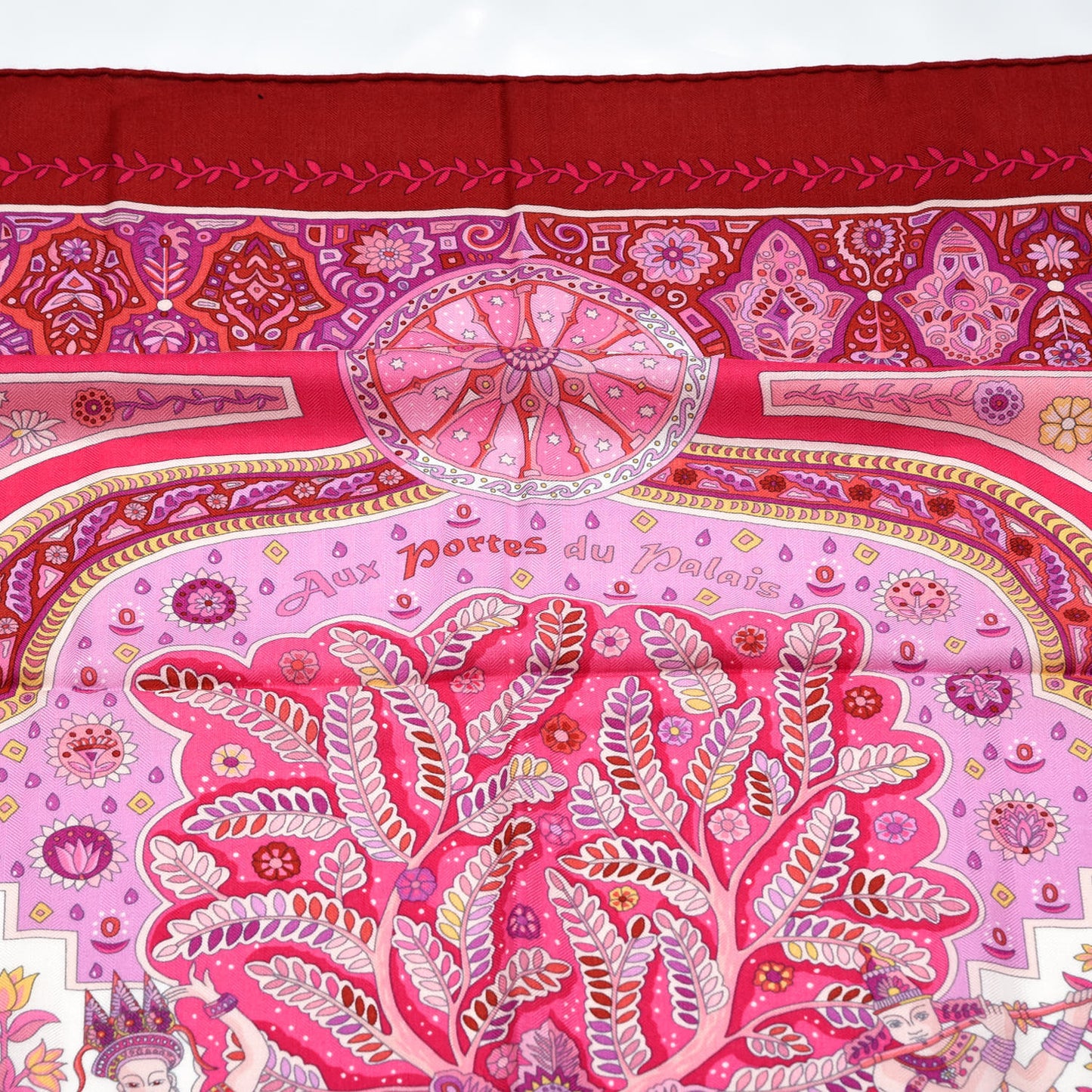 Cashmere Silk Aux Portes Du Palais Shawl 140 Framboise Rose Mauve